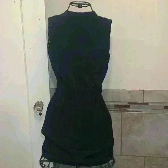 Express black dress size XS - Picture 3 of 4